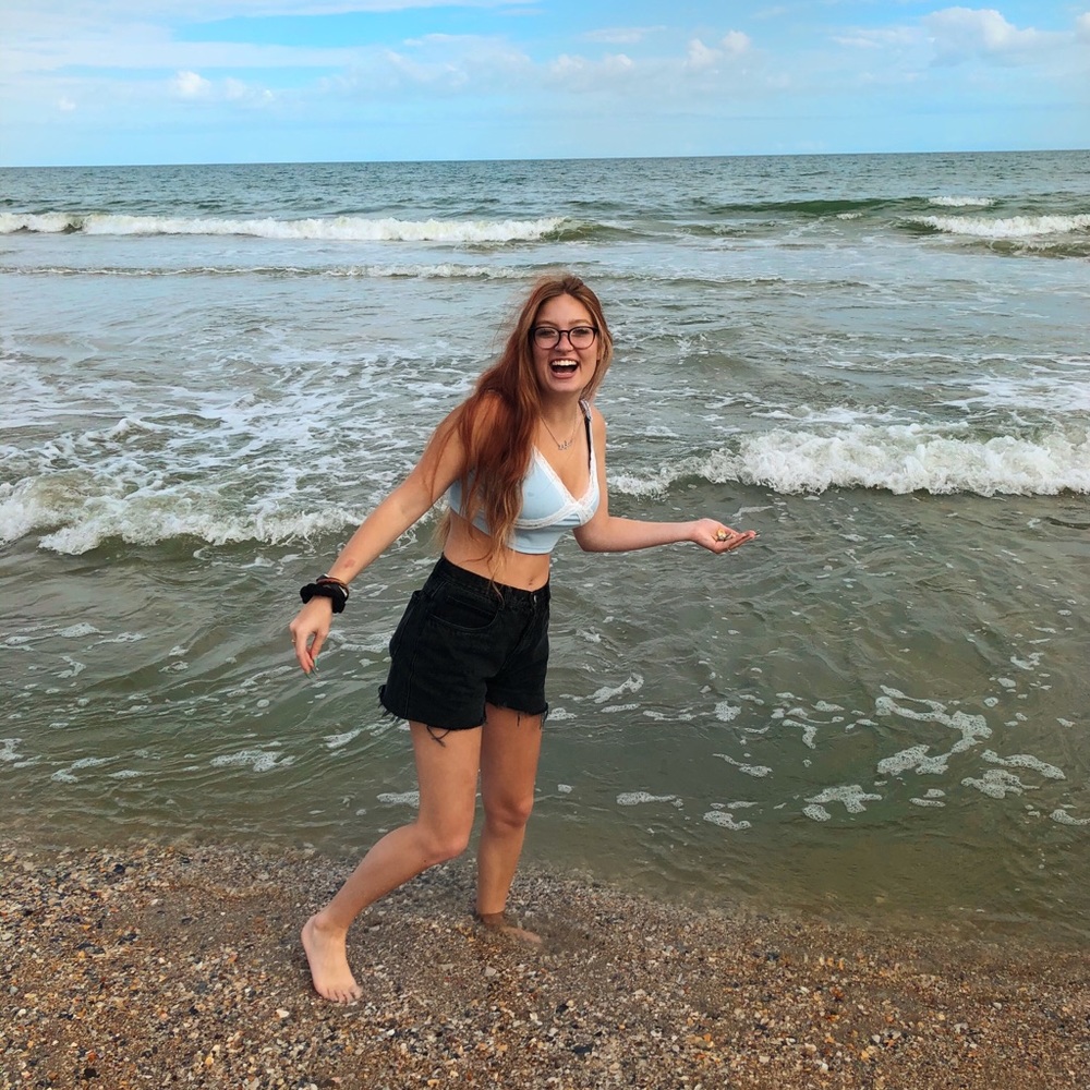 Meet your Posher, Saige